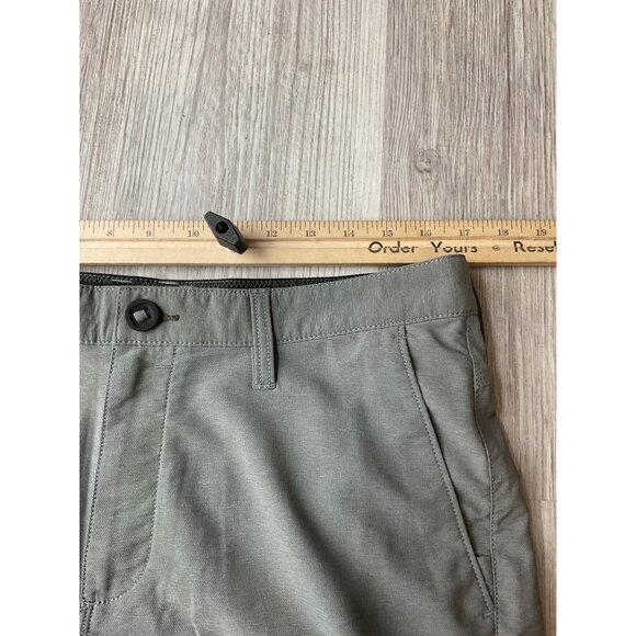 Billabong Adventure Division Mens Shorts Size 34 Gray Polyester Blend Made In Ch - Picture 4 of 8